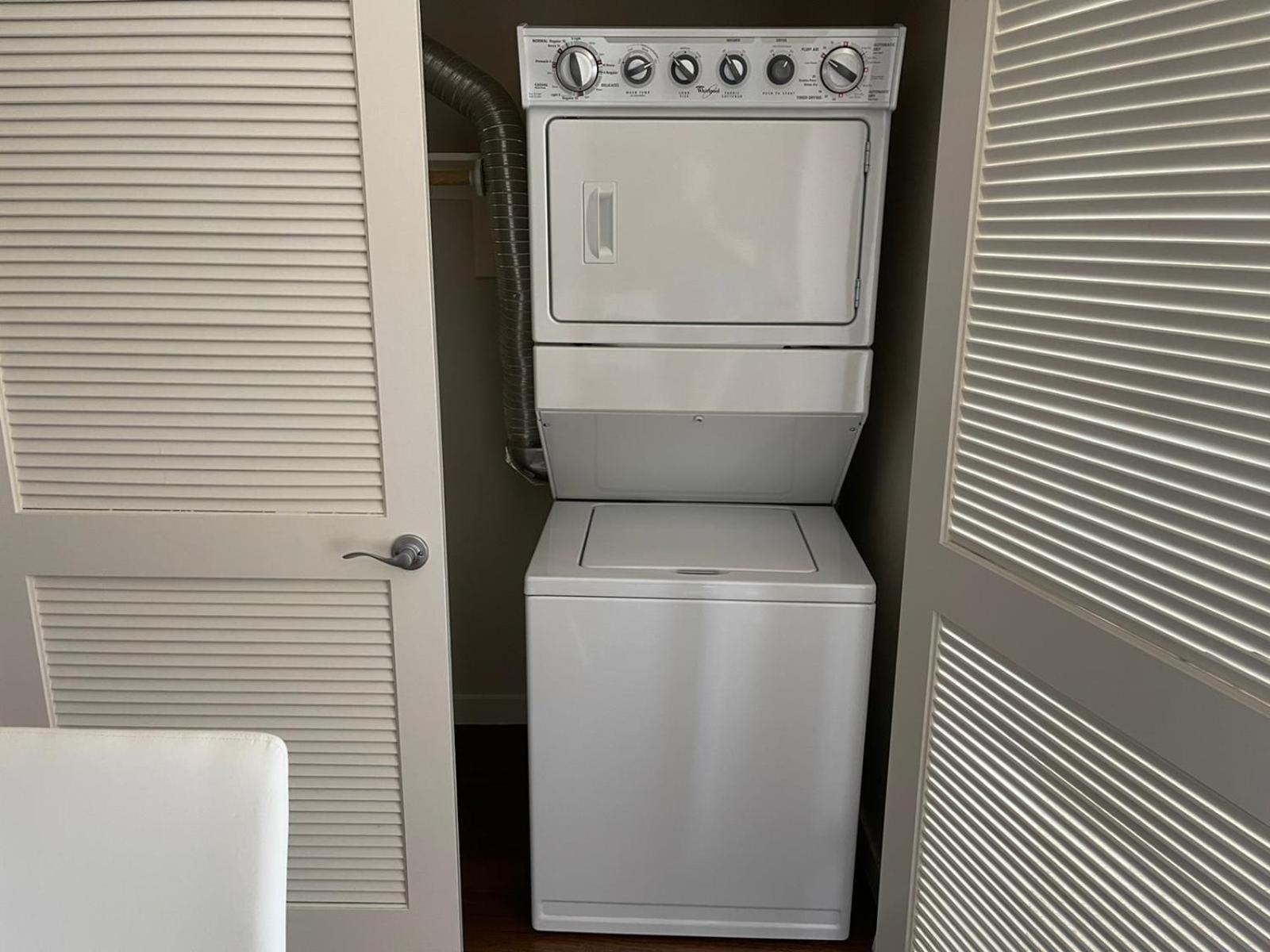 Luxury 2 Bedrooms 2 Bathrooms With Pool And Gym ロサンゼルス エクステリア 写真