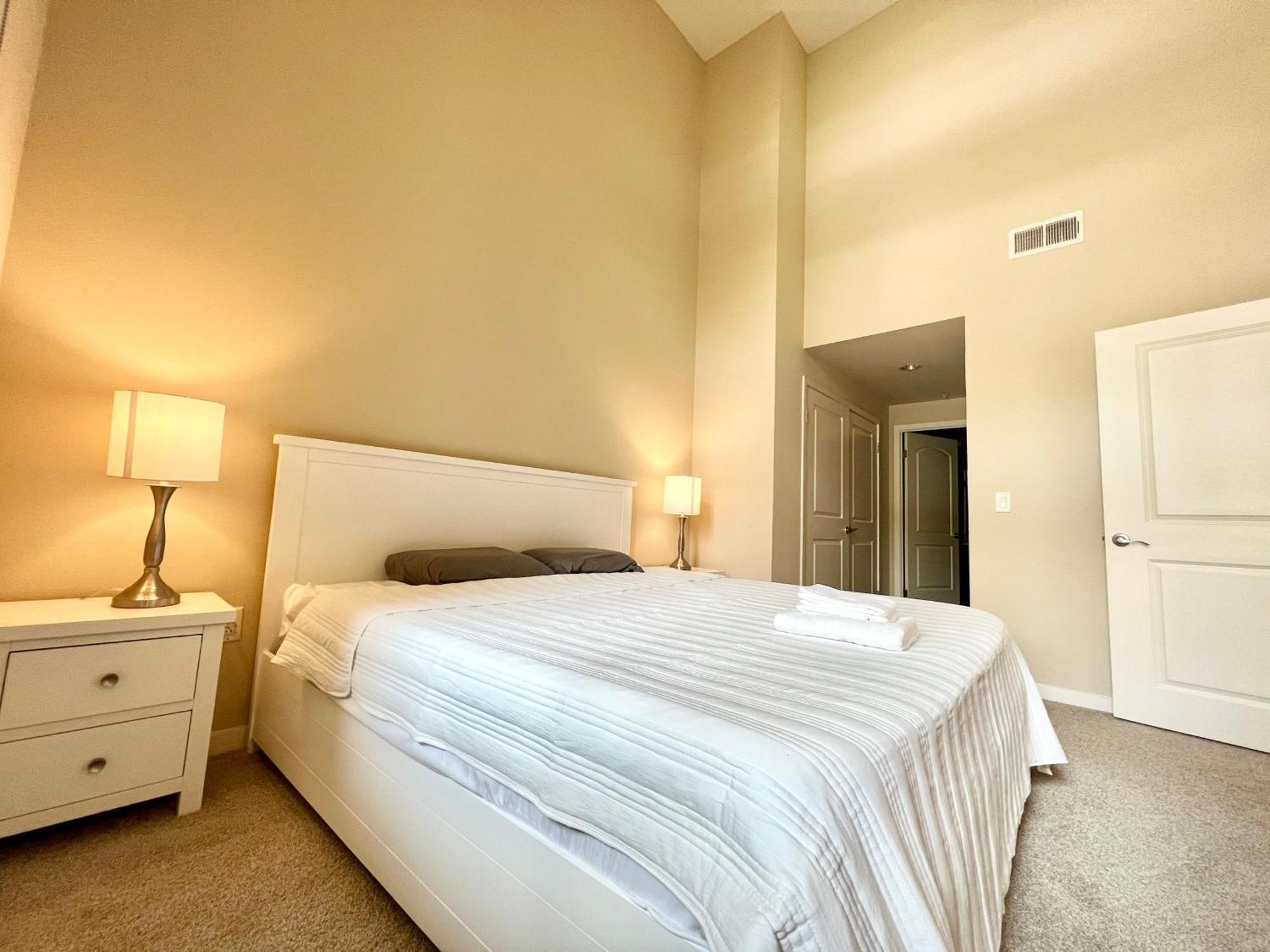 Luxury 2 Bedrooms 2 Bathrooms With Pool And Gym ロサンゼルス エクステリア 写真
